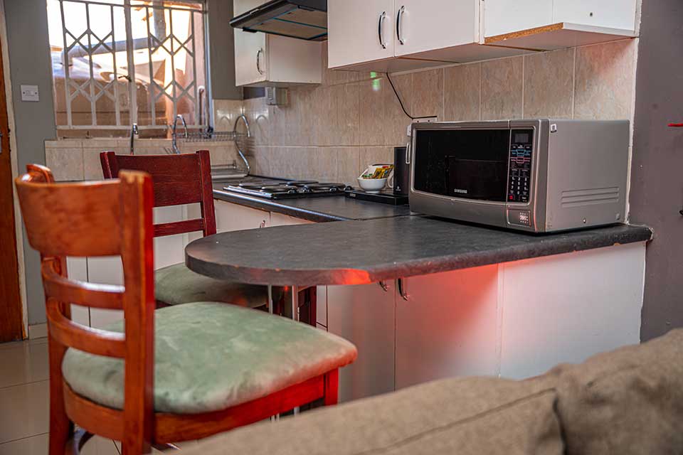 self-catering-family-suite-04.jpg